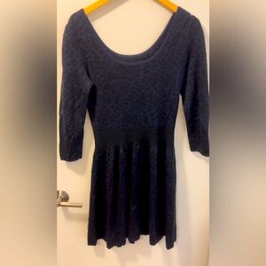 Sandro size 3 navy/black leopard print long sleeved knit dress circa 2010
